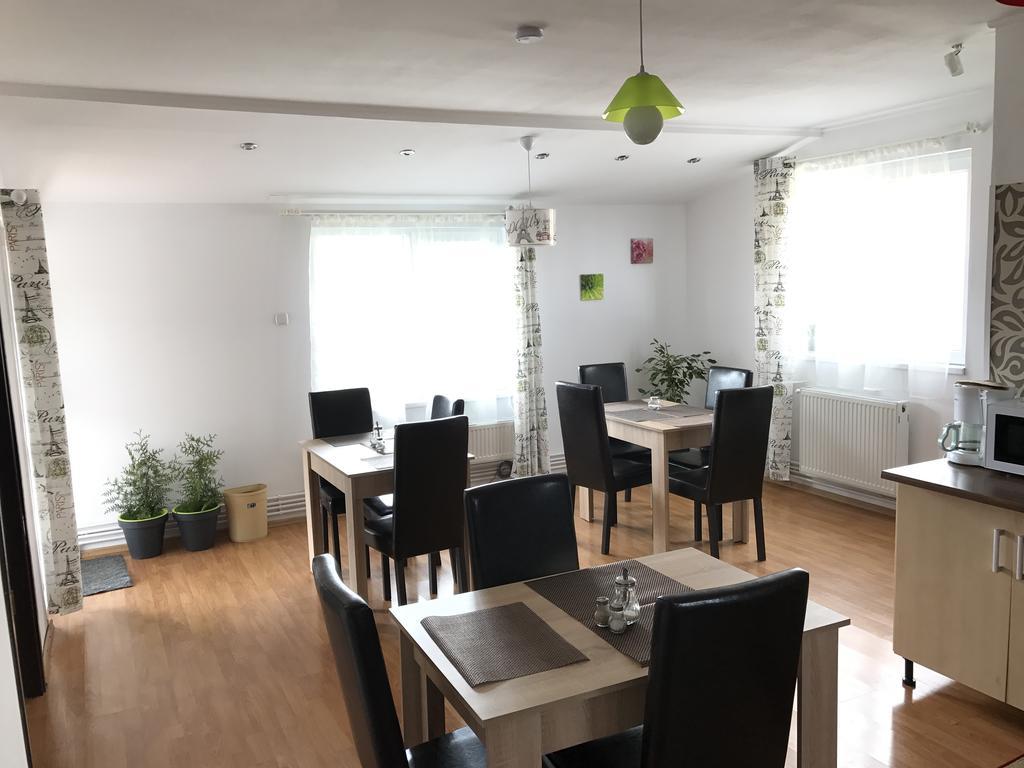 Casa Mais Braşov Exteriör bild
